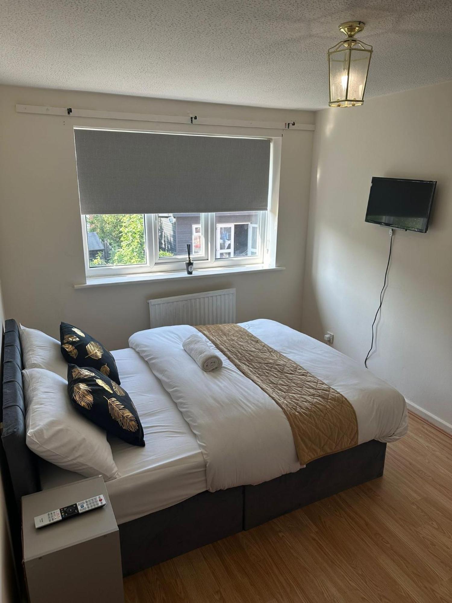 3 Bedroom Apartment Close To Manchester City Stadium And Coop Live Buitenkant foto